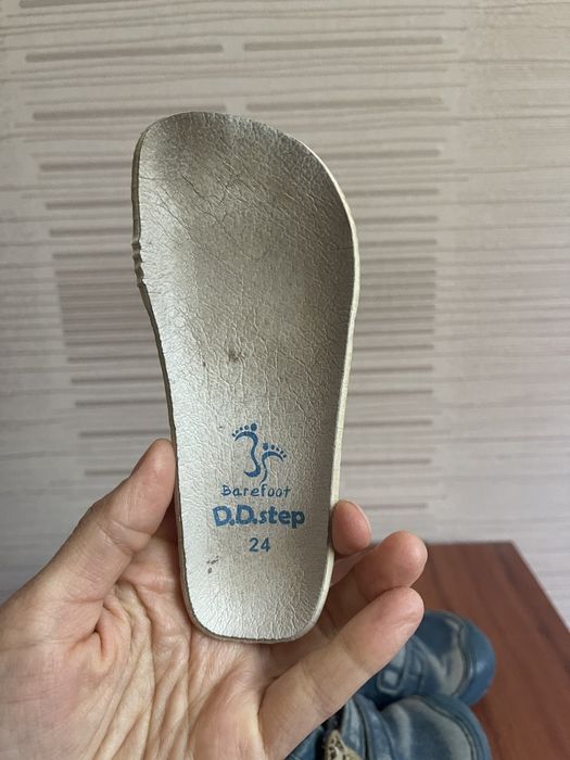 Продам шкіряні берфут Ddstep 24 розміру.