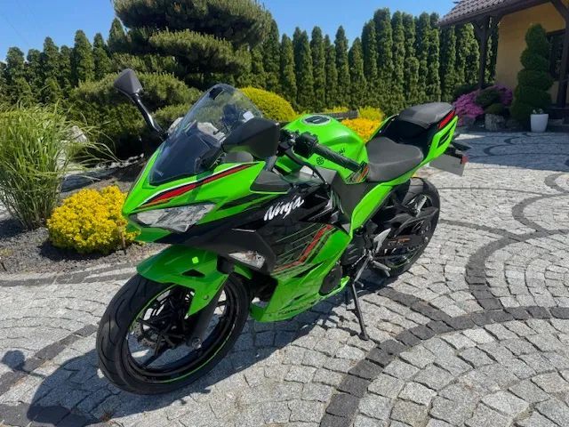 Kawasaki Ninja 400