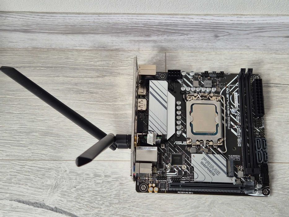 s1700 mini-ITX сет Intel Core i3-12100 з графікою+ASUS Wi-Fi. Trade-in