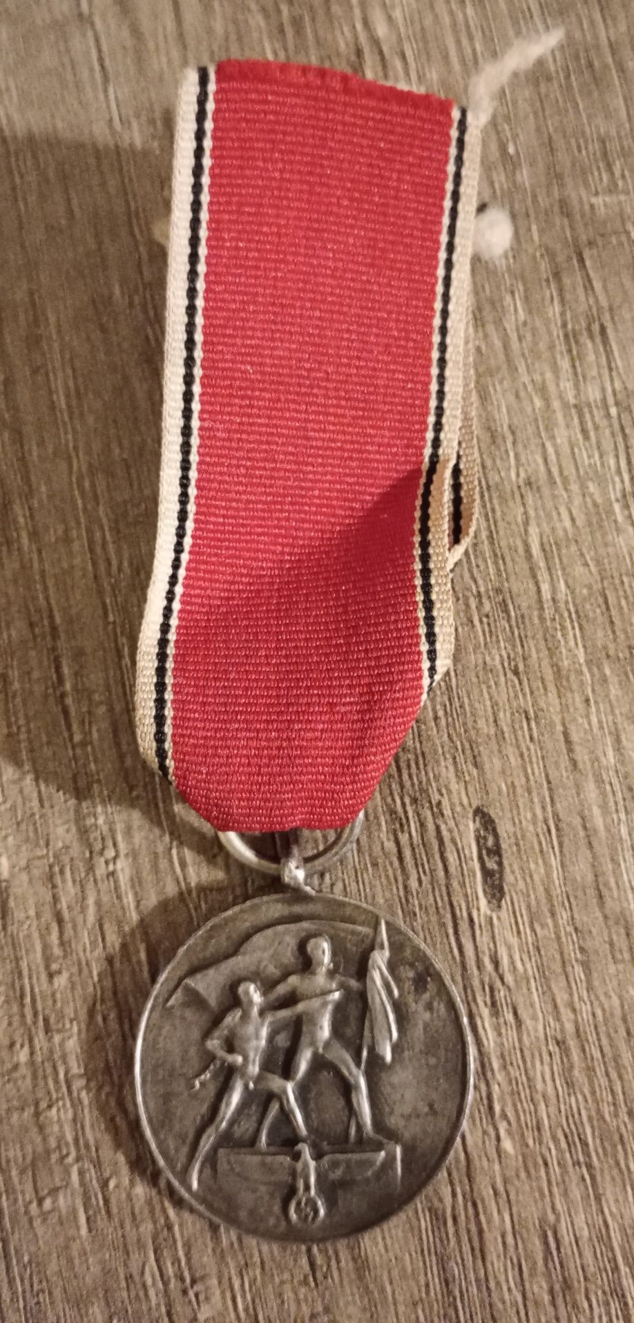 Militaria III Reich Medalhas Alemanha Segundas Guerra Mundial
