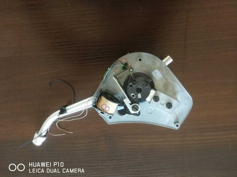 Głowica mechanizmu gramofonowego
