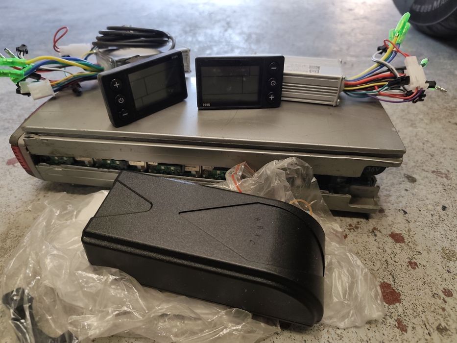 Koga uszkodzony rower elektryczny części