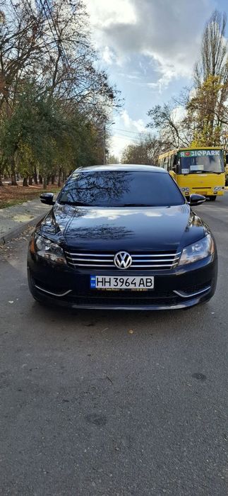 Продам пассат В7 2.5 бензин