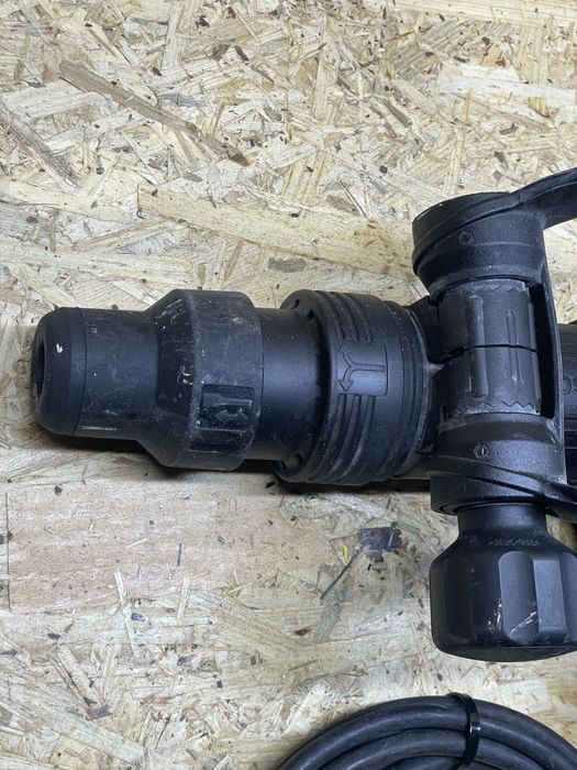 Młot wyburzeniowy Bosch