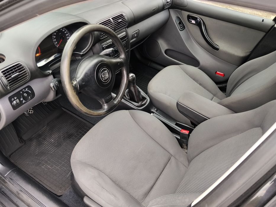 Seat Leon 1.9 TDI 2002r. 110 km Zwykła pompa Stan dobry Nowy rozrząd