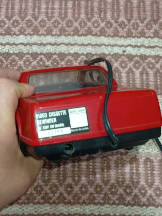 Video Cassete Rewinder forma de carro