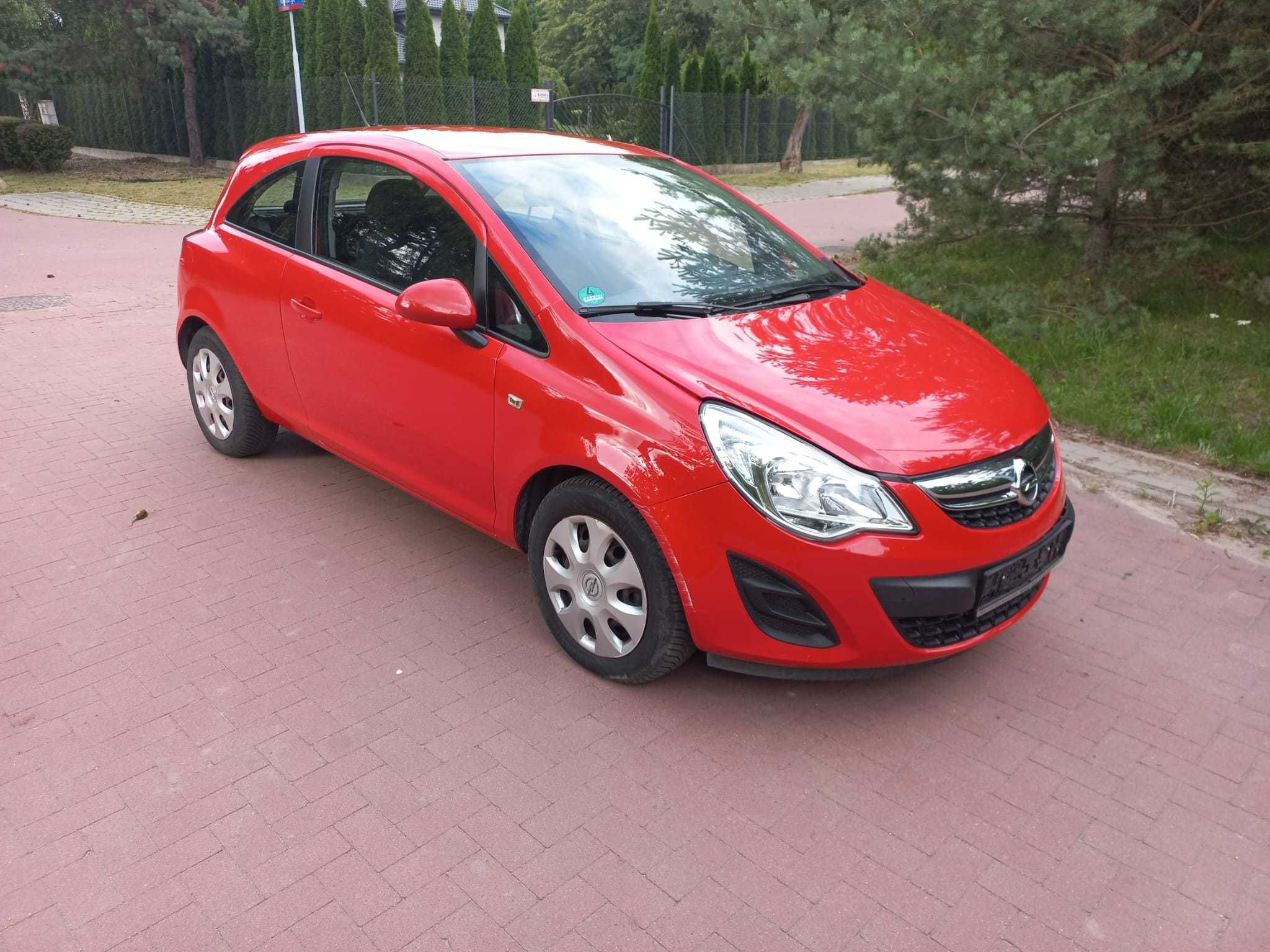 Opel Corsa D 1,4 benzyna