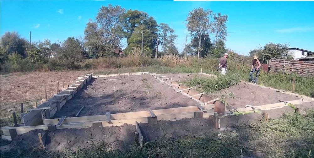 Продам земельну ділянку  Нова Басань направлення Київ Бровари Прилуки