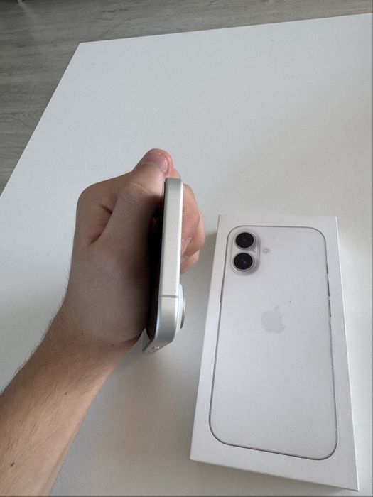Iphone 16 gwarancja
