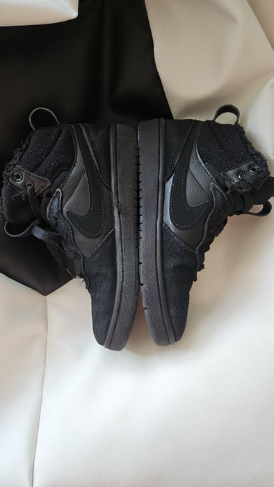Ботинки хайтопы кроссовки nike 33