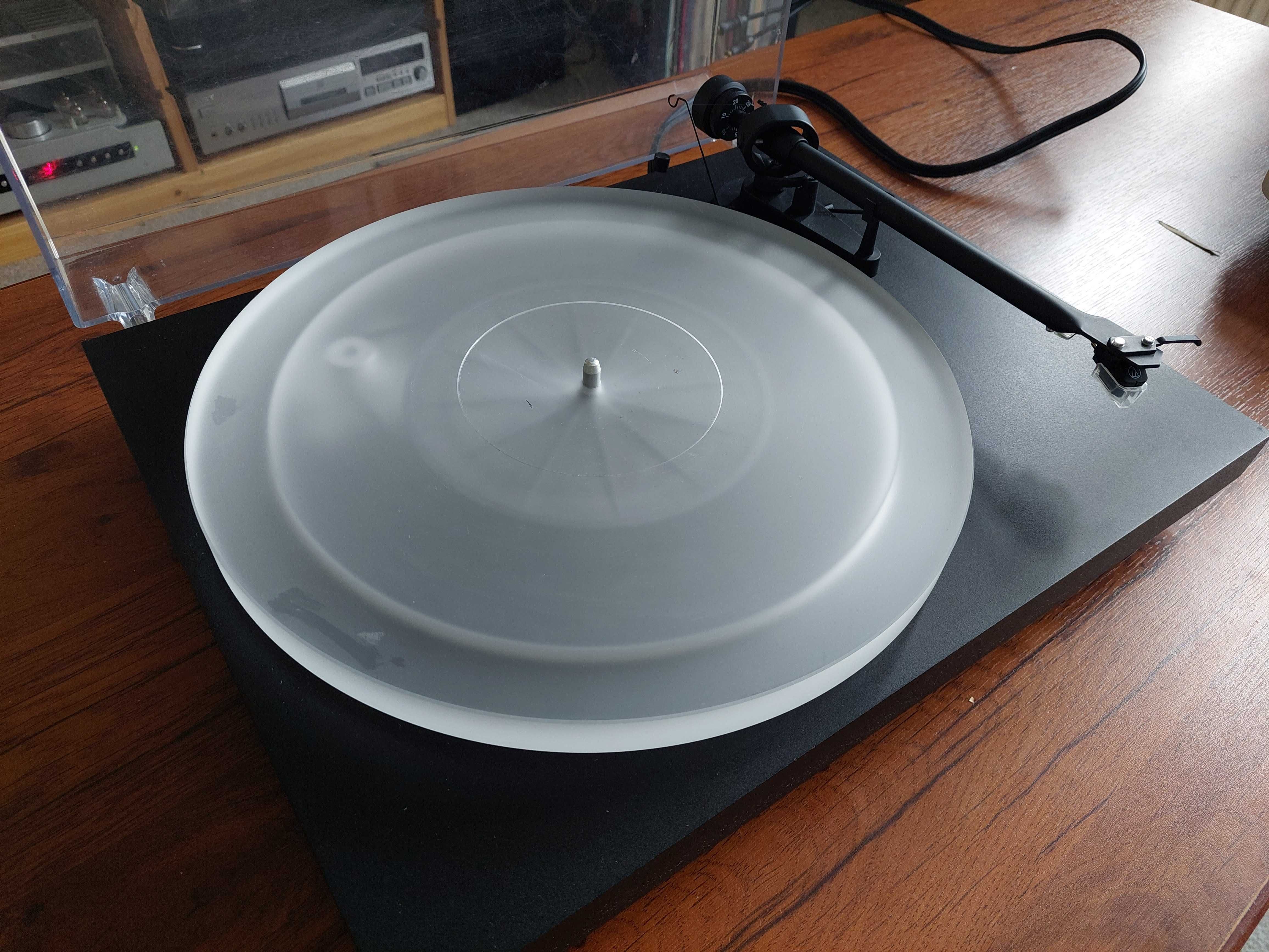 Gramofon Pro-Ject Debut III acryl z wkładką po serwisie