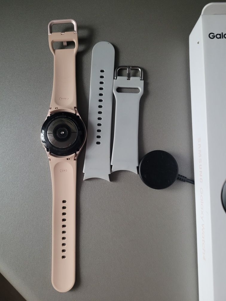 Galaxy Watch 4 Pink gold plus pasek szary