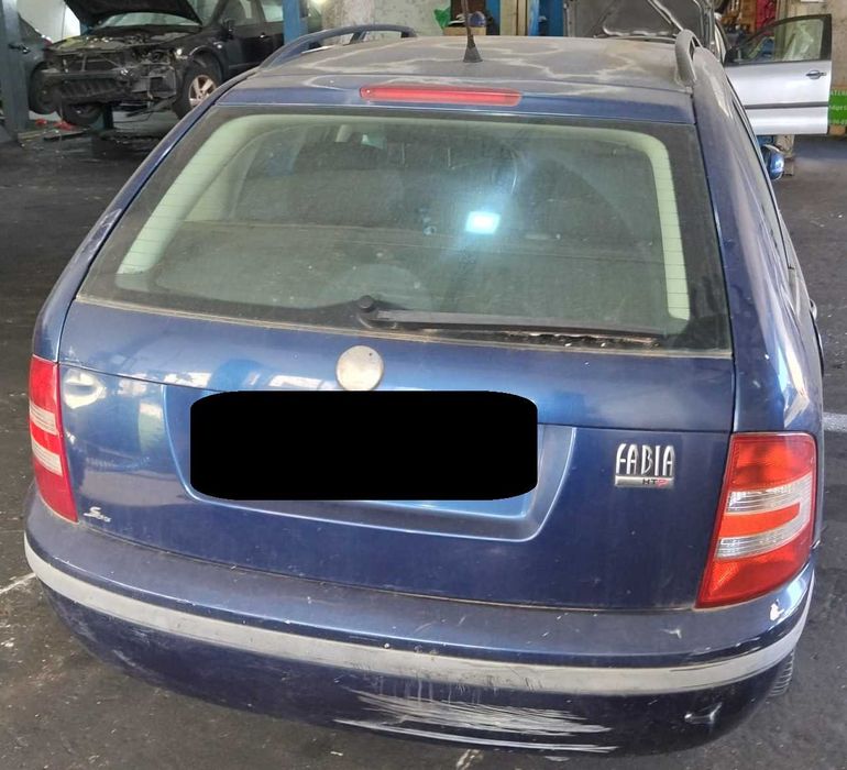 Skoda Fabia para peças