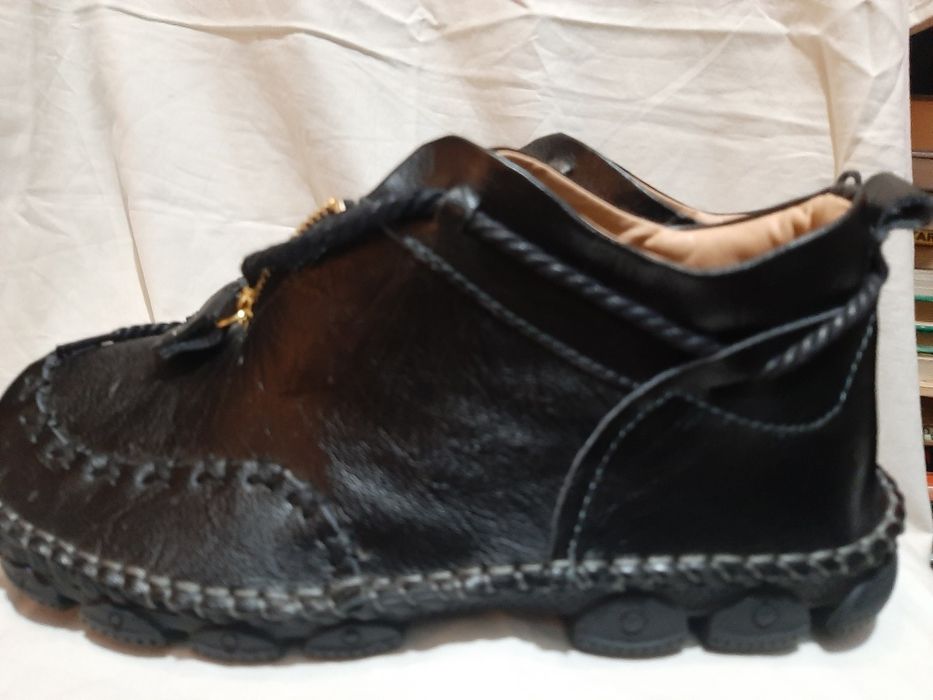 Buty uniwersalne czarne oryginalne szerokie Fashion