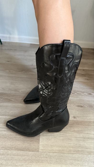 Сапоги козаки стильные