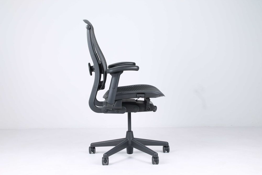Cadeira Herman Miller modelo CELLE