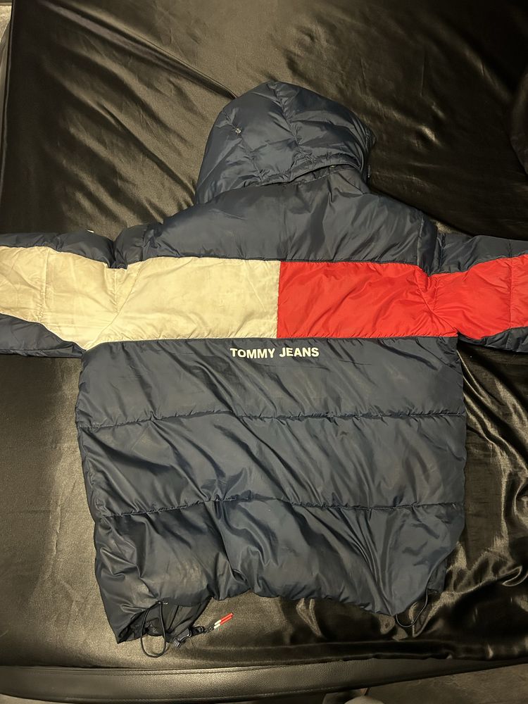 Kurtka zimowa Tommy Hilfiger r.M