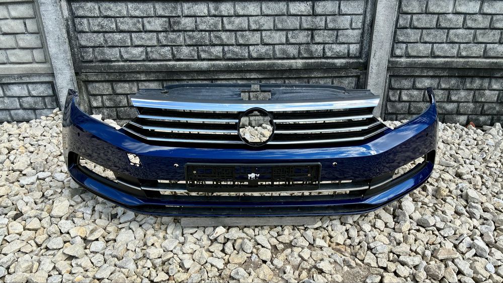 Zderzak przedni 4xPDC niebieski LH5X VW Passat B8 3G 14- oryginalny