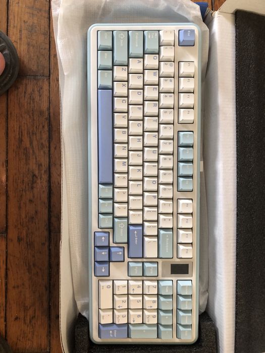 Teclado Mechlands vibe 99 novo na caixa