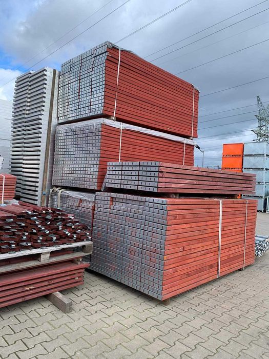 Rusztowanie elewacyjne fasadowe Plettac 10,5x15m NOWE 158m2