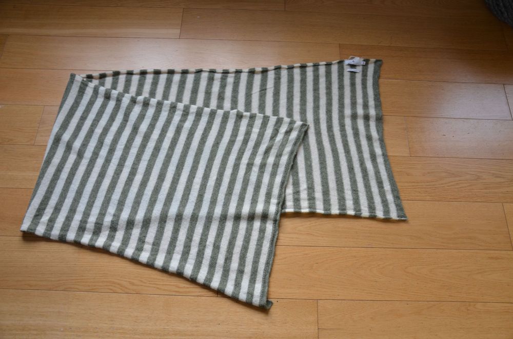 Arnie Says szal szalik palace  virgin wool zielony/ecru