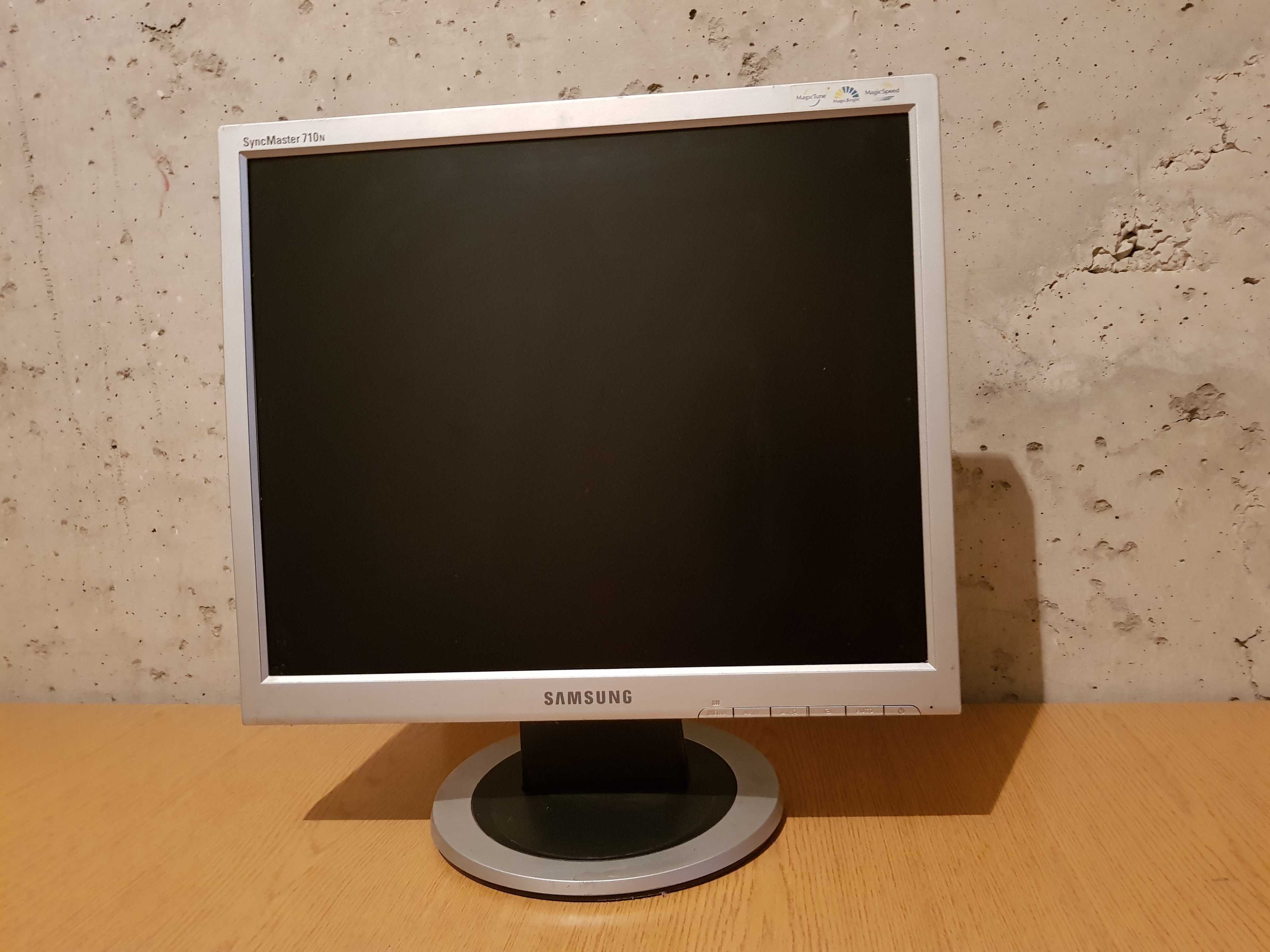 Monitor 17 cali Samsung SyncMaster 710N