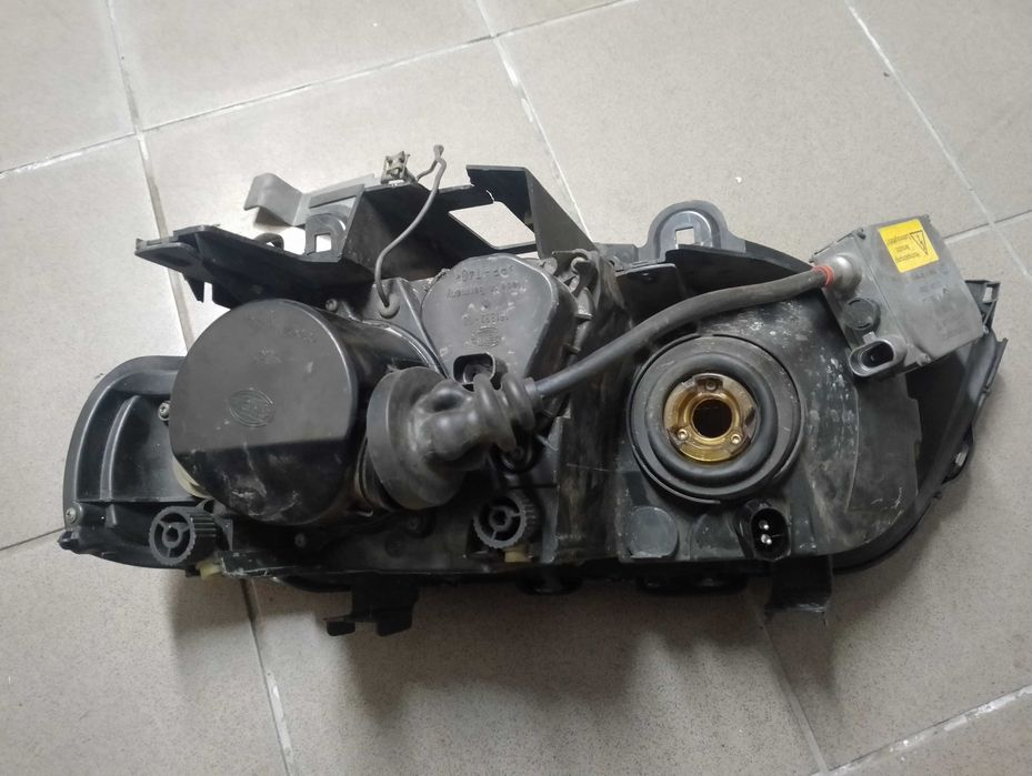 Lampy przód i tył BMW X5 E53