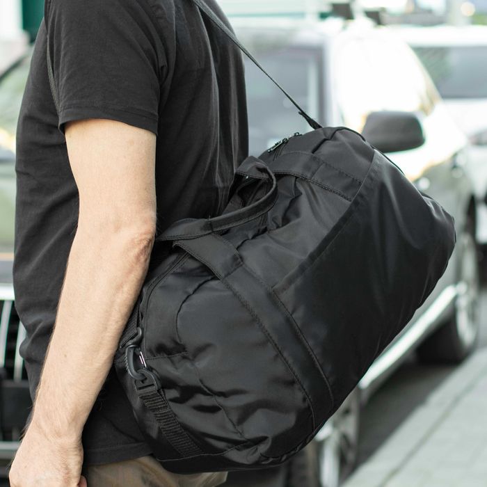 Спортивна сумка Ego  чорного кольору для тренувань і  фітнесу