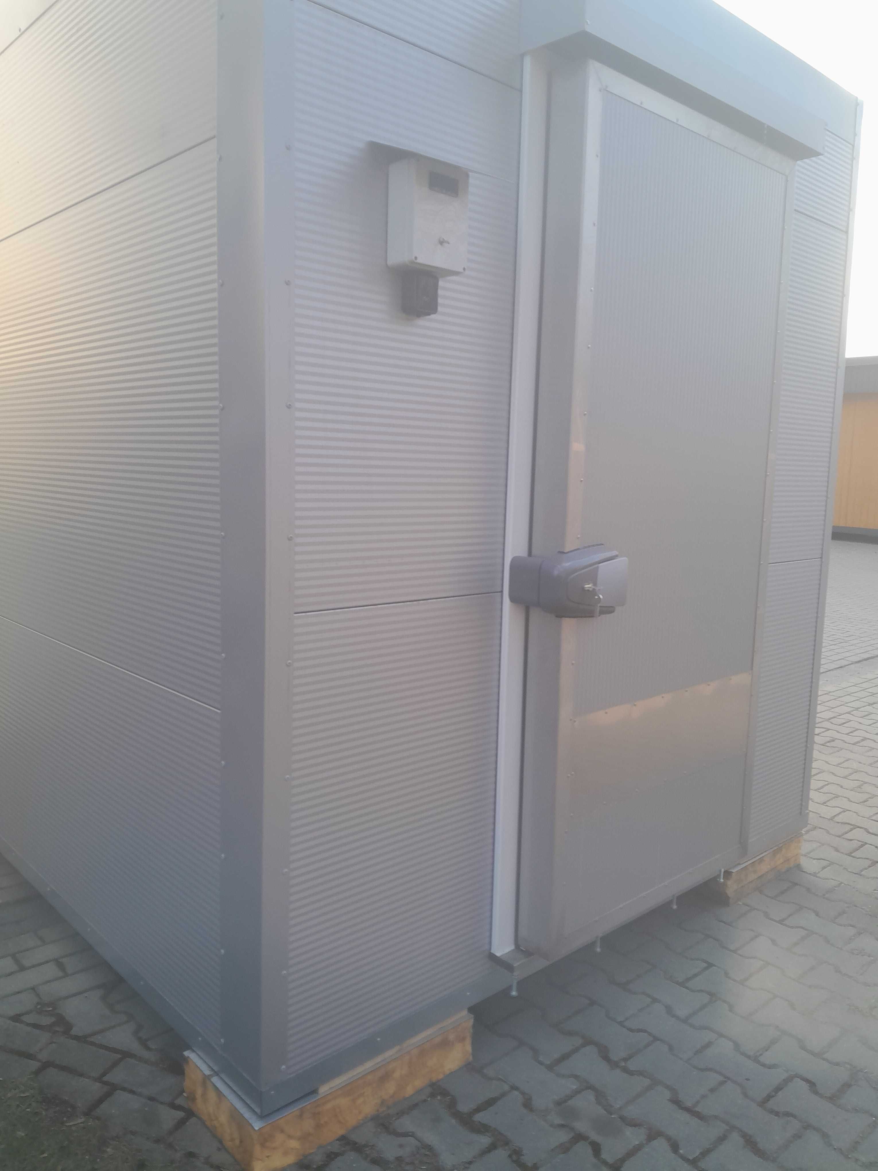 Komora  mobilna chłodniczo-mroźnicza -20st.C 3,6x2,4x2,5