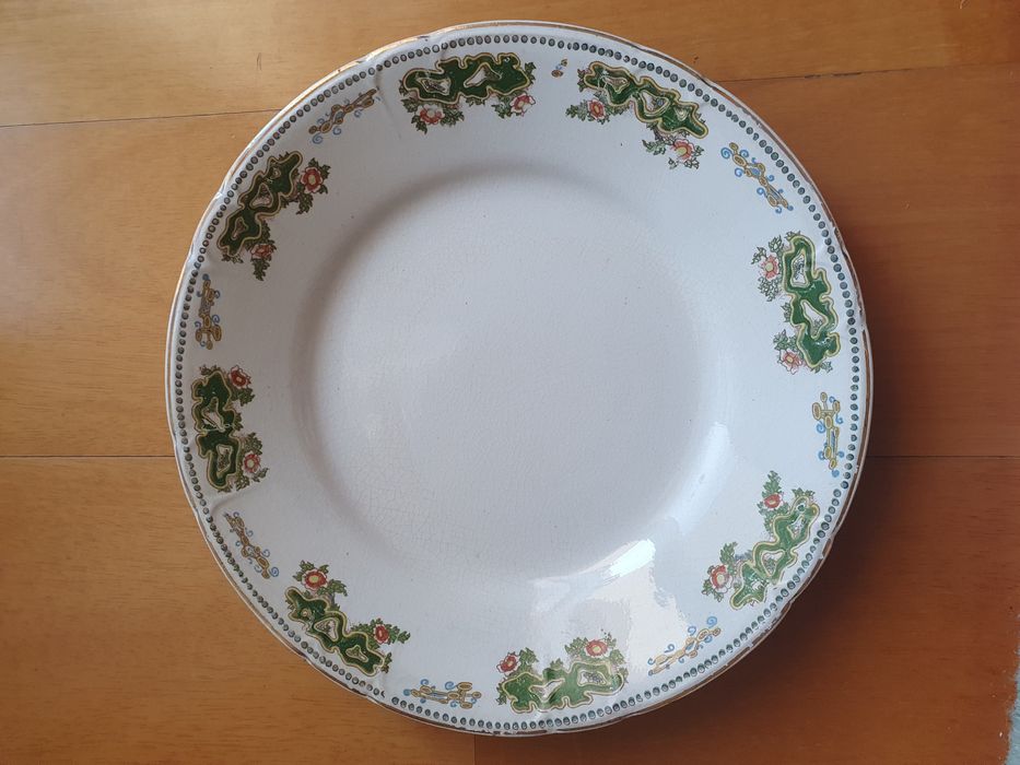 Prato de loiça antigo