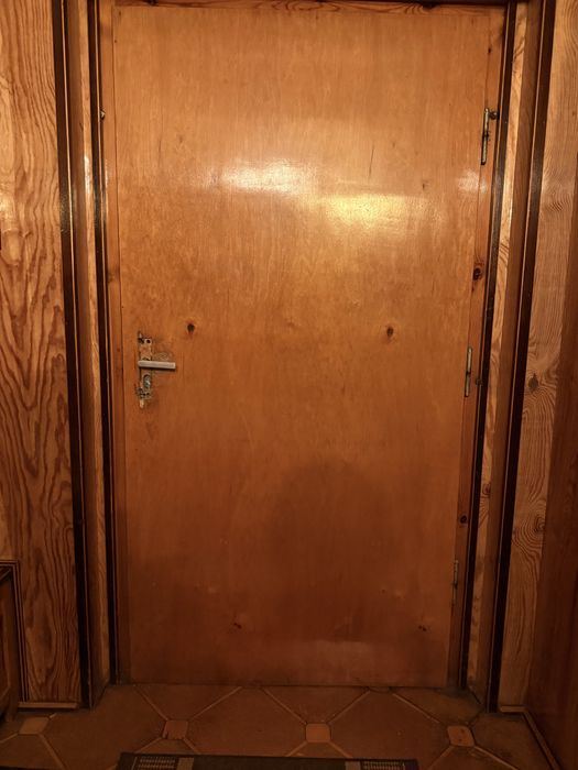 Drewniane drzwi zew szer 100