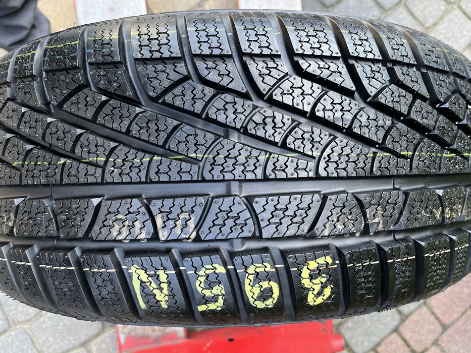 1szt. 225/45/18  Pirelli SottoZero  W210 AO 2014r.