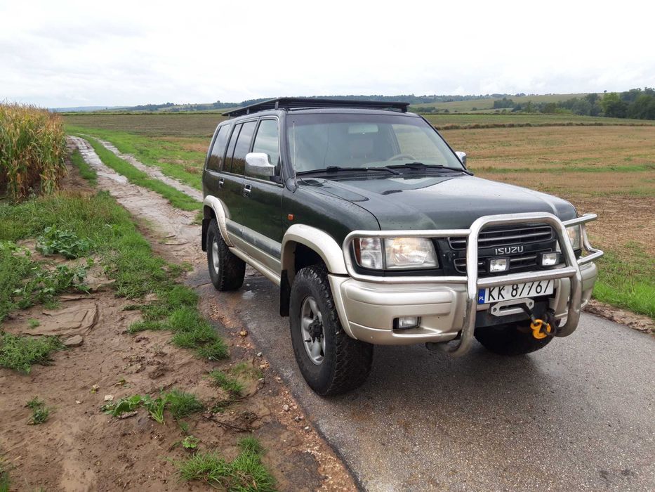 Isuzu Trooper 3.5 V6 standard