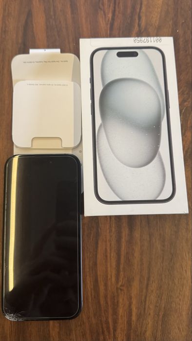 iPhone 15 128GB czarny