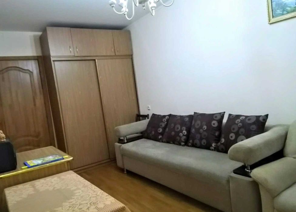 Продам 2к кв м.Армейская 3 мин пешком