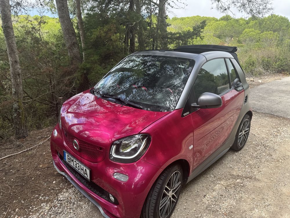 Smart FourTwo EQ eletrico Brabus Cabrio (ROSA)