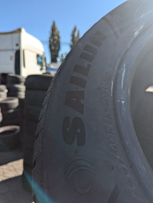 235/60R18 Sailun