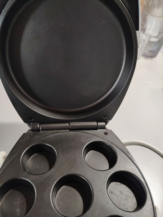 Urządzenie do wypieku babeczek, mufinek