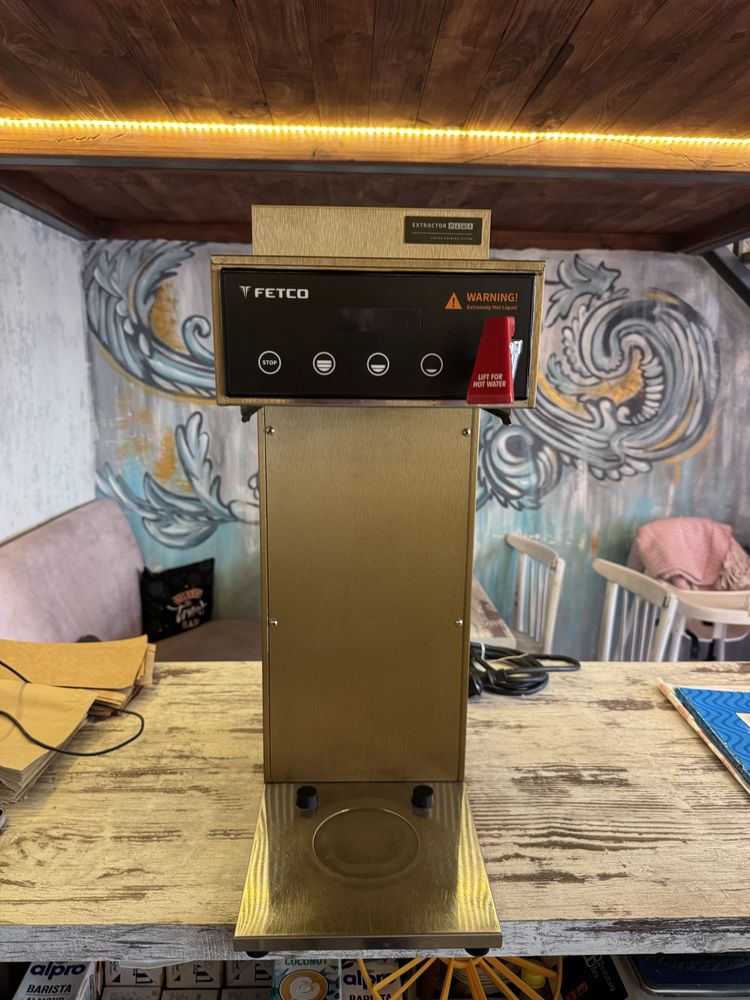 FETCO CBS 1221 Airpot Brewer