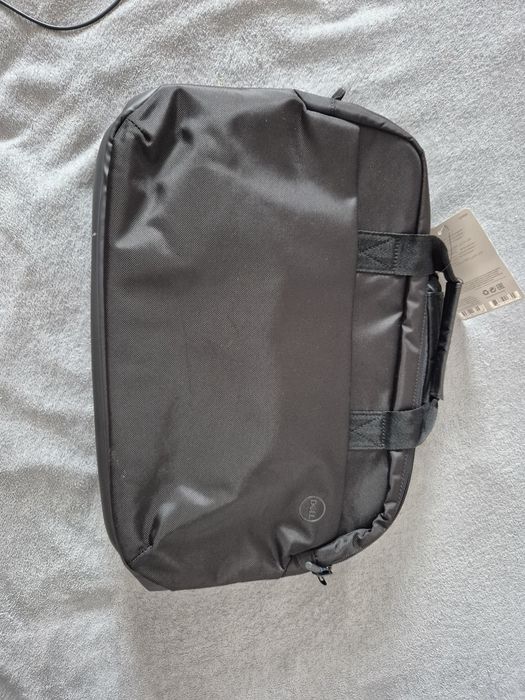 Сумку для ноутбука Dell