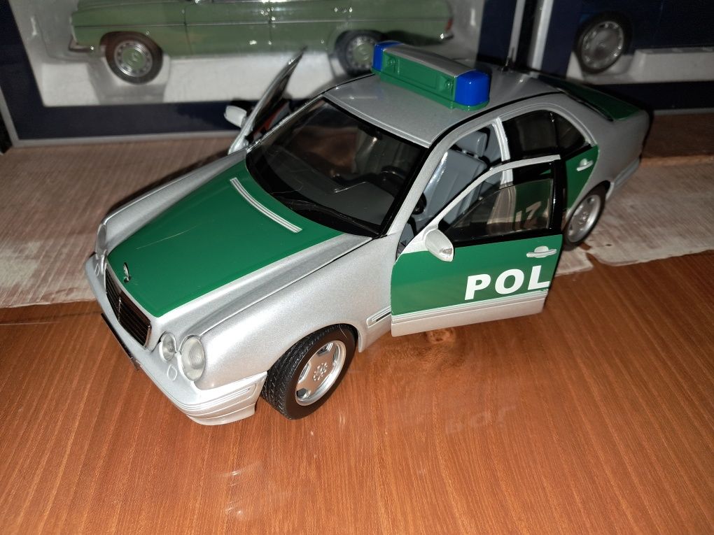 Mercedes w210  klasy  e 1:18