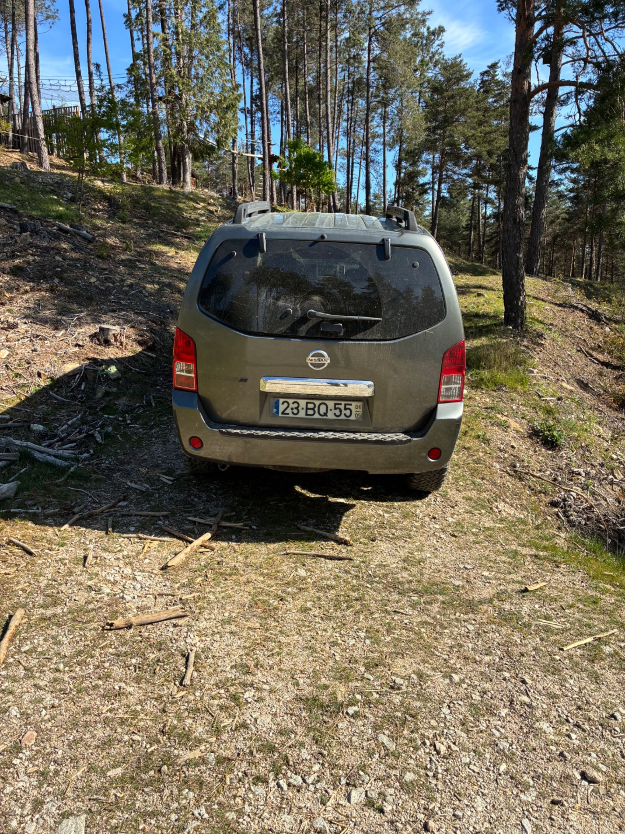 Nissan Pathfinder – Turbo Novo – 7 Lugares – IVA Dedutível