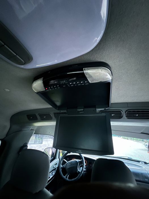 Hyndai H-1 бус, мікроавтобус