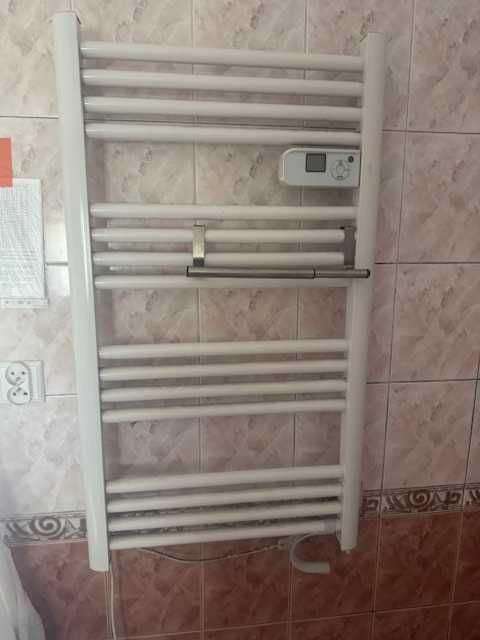 Grzejnik łazienkowy elektryczny sprzedam