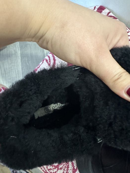 Кросівки estro,цигейка повністю