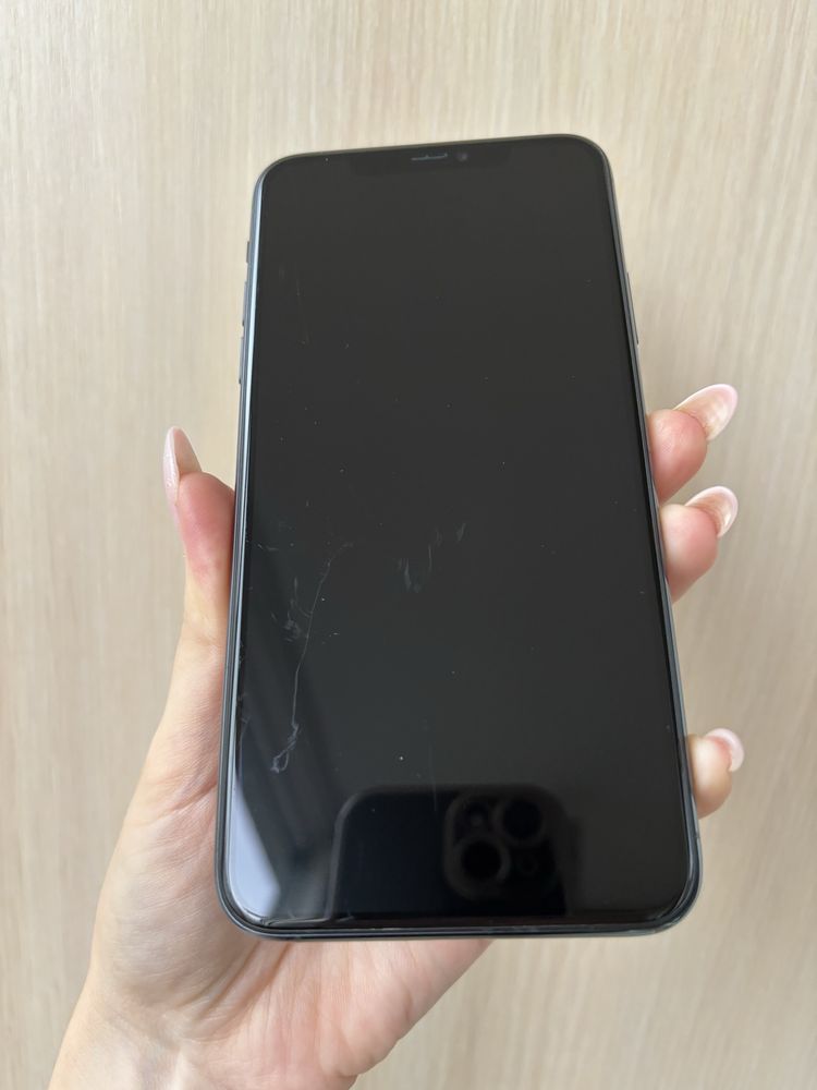 Apple iPhone 11 Pro Max на 64 Гб МЛМ
