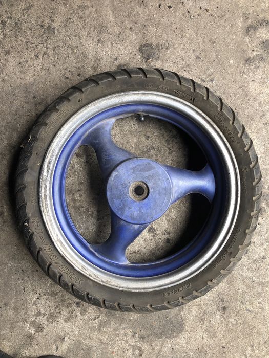 Колесо до скутера.