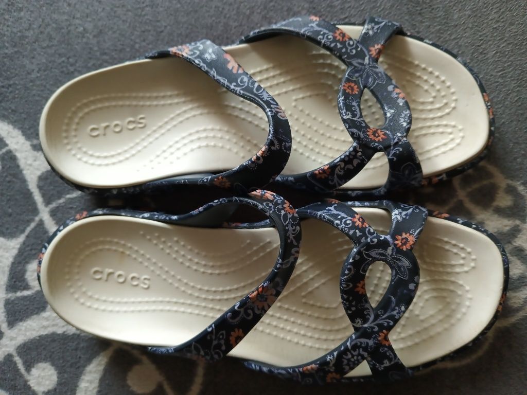Klapki damskie Crocsy M 6