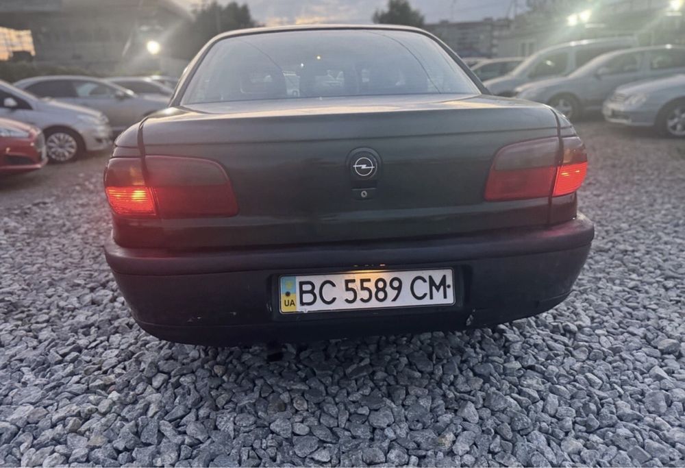 Продається авто Opel Omega
