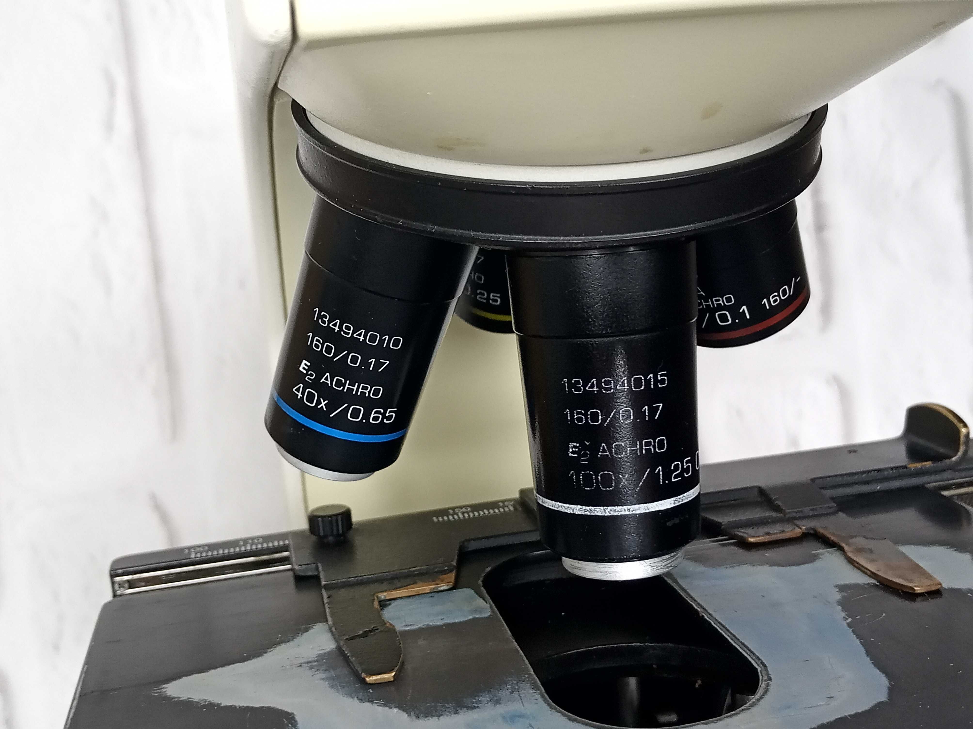 Професійний німецький біологічний мікроскоп LEICA CME